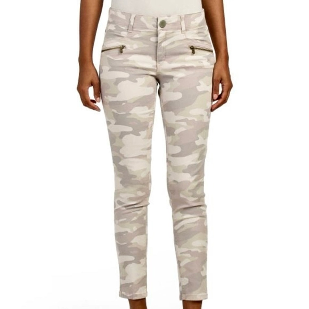 Democracy Ab Solution Camo Jeans Size 4